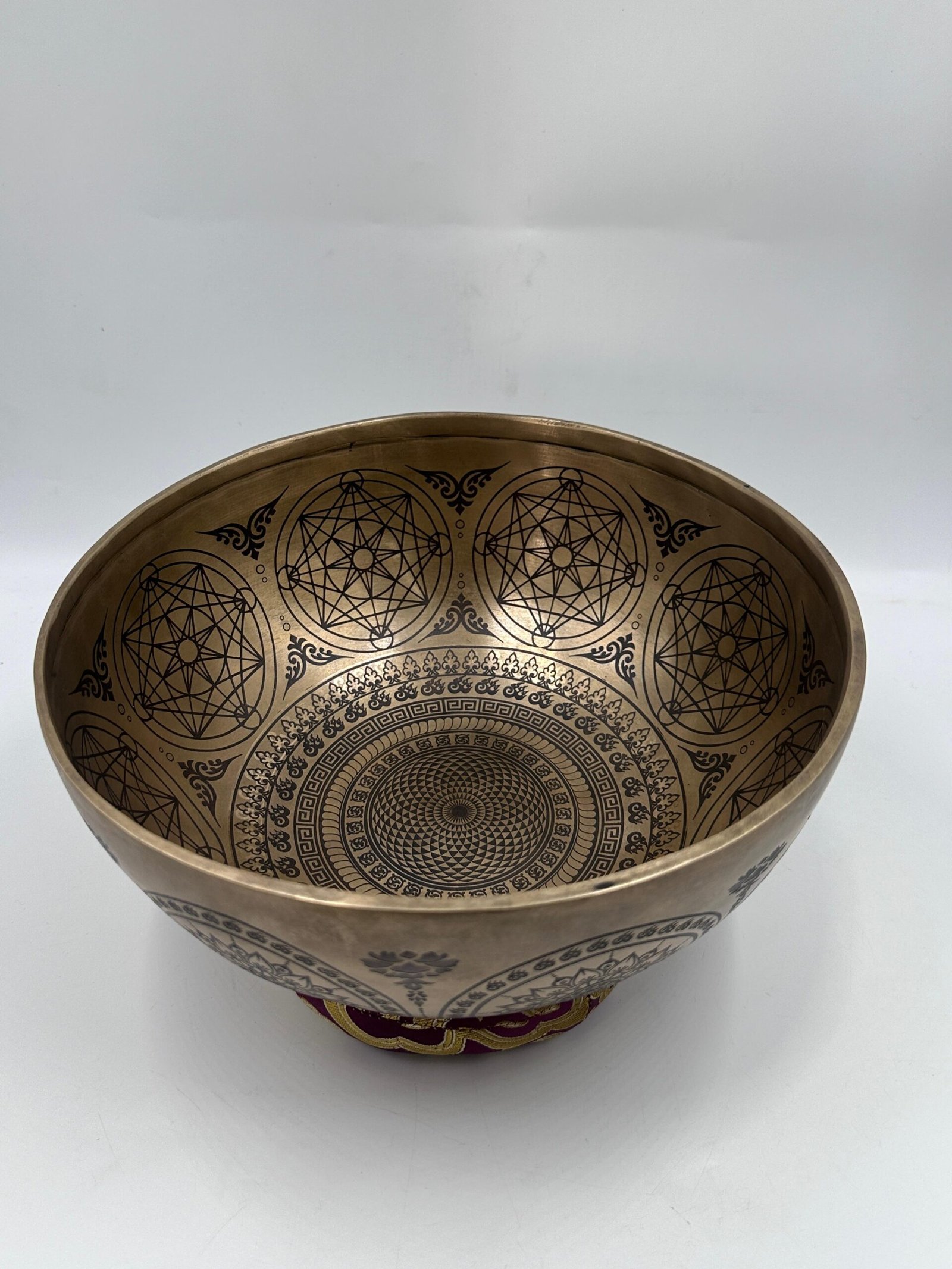 Sacred Geometry Mandala With Metatron’s Cube Singing Bowl Sacred Geometry Mandala With Metatron’s Cube Singing Bowl