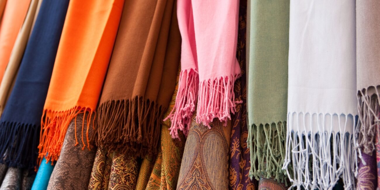How to Identify Pure Pashmina Shawl