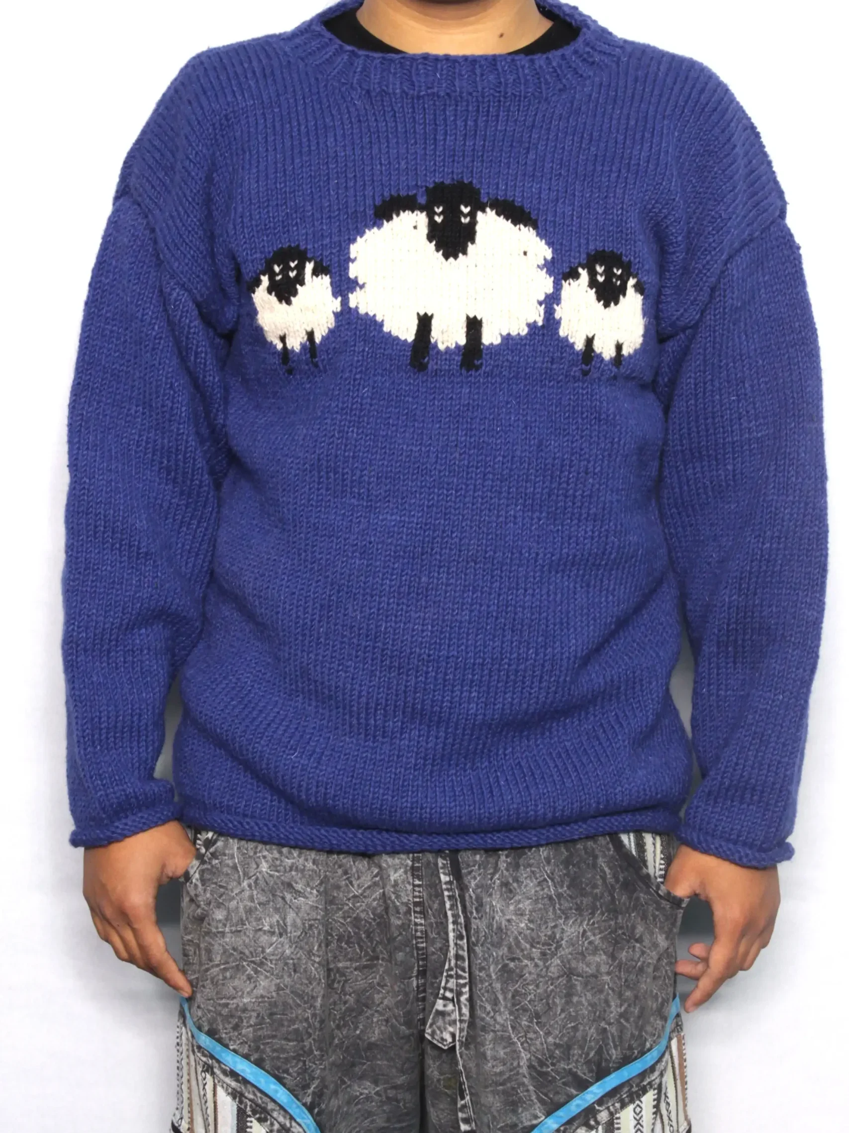 Blue Sheep Pattern Woolen Sweater Blue Sheep Pattern Woolen Sweater
