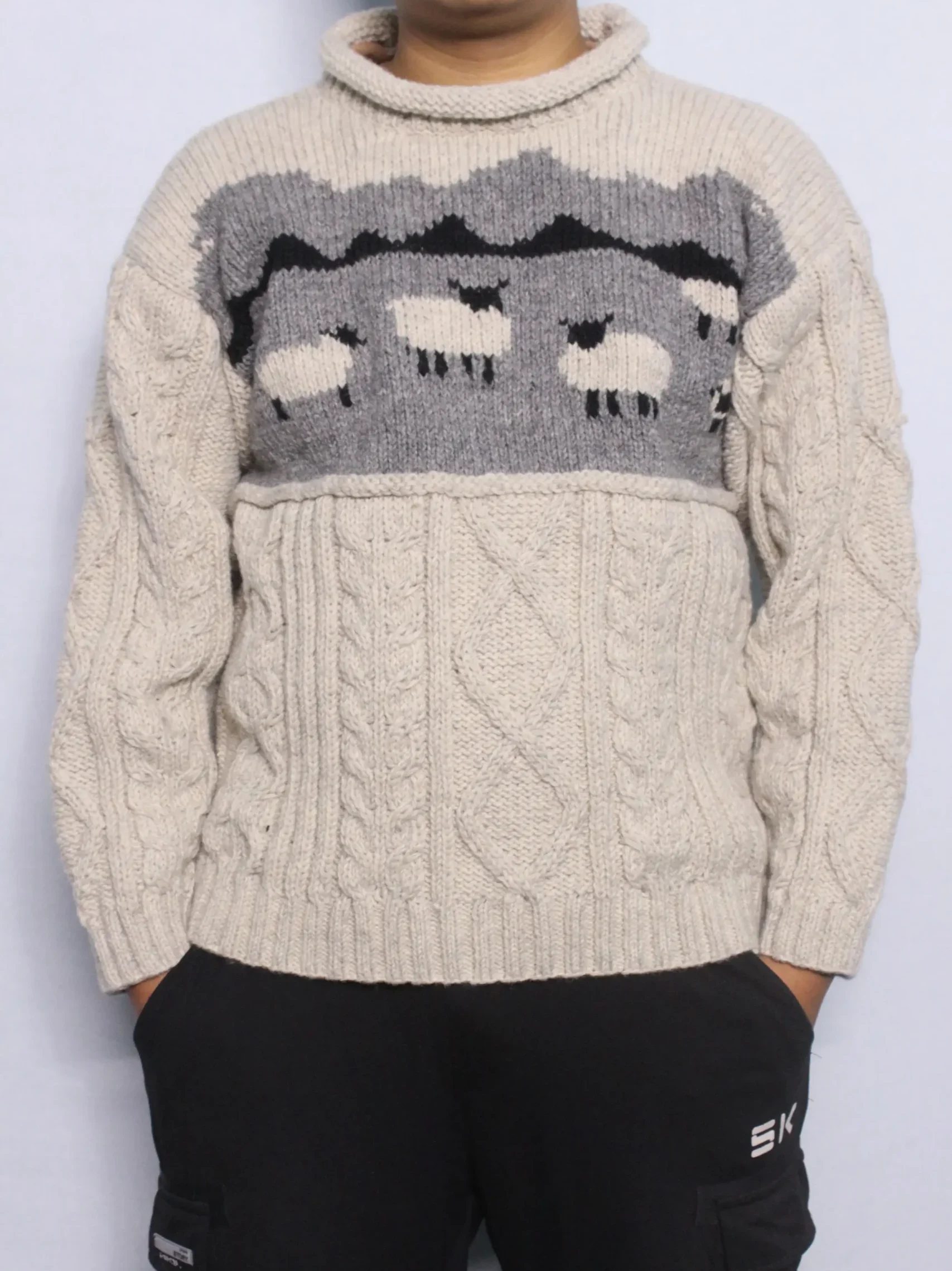 Aran Sheep Pattern Woolen Sweater Aran Sheep Pattern Woolen Sweater