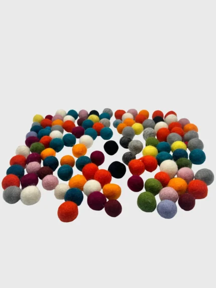 2cm felt balls