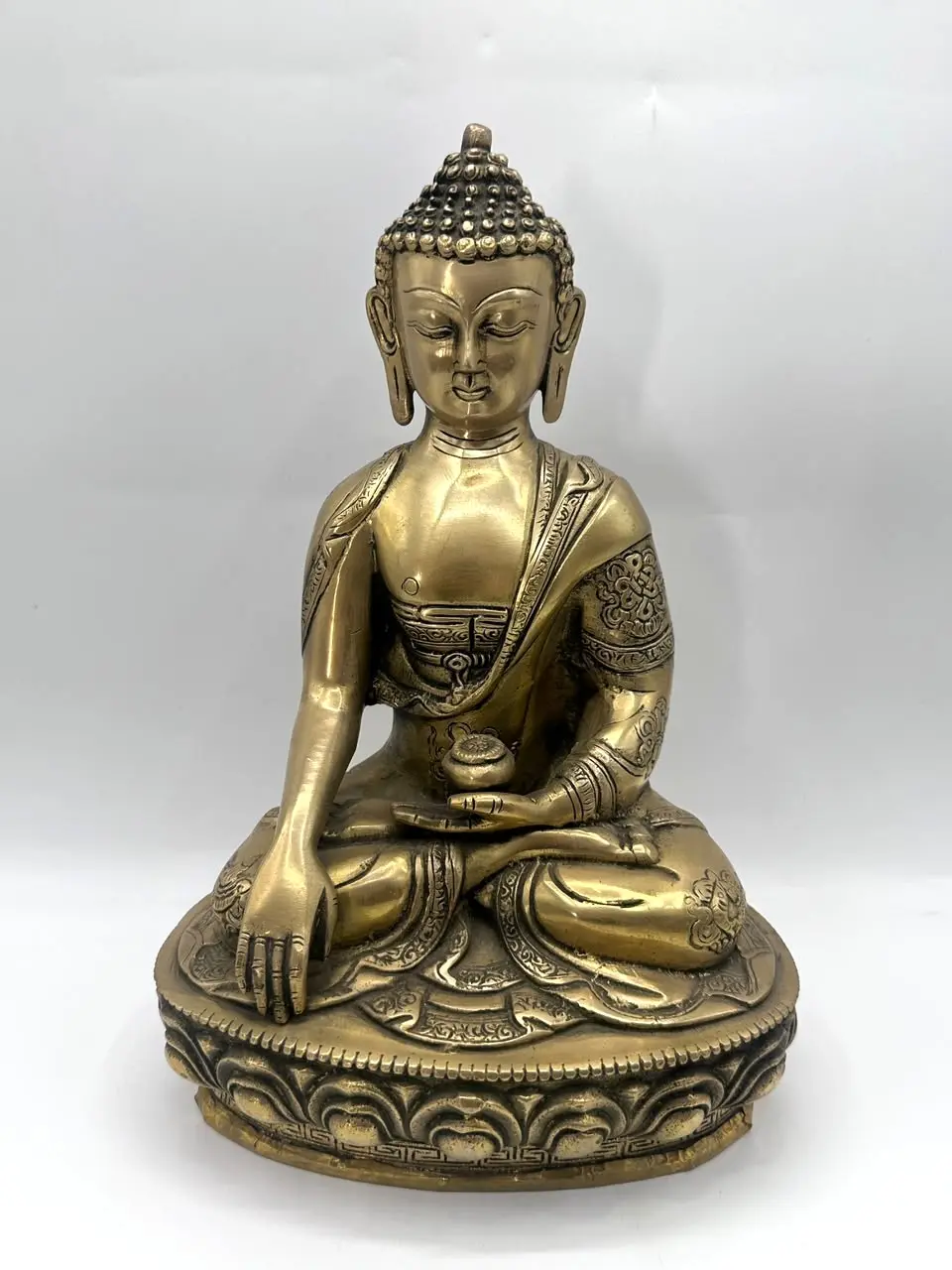 Antique Shakyamuni Buddha Statue Antique Shakyamuni Buddha Statue